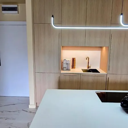 Diuna Perlowa Przystan-przy Plazy, Darmowy Parking 辛安诺泽蒂